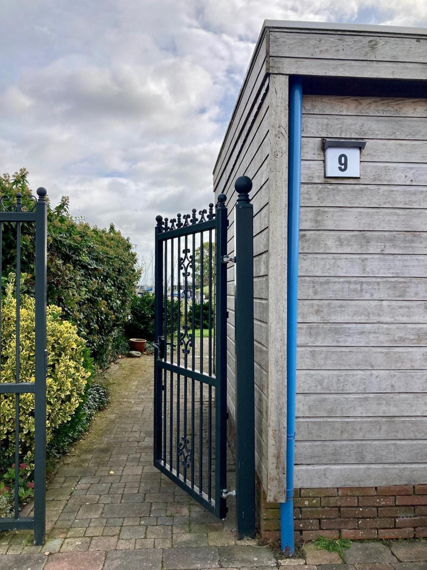 4Pers House Christine W Sauna, Winter Garden & Fishing Pier Anjum Bagian luar foto